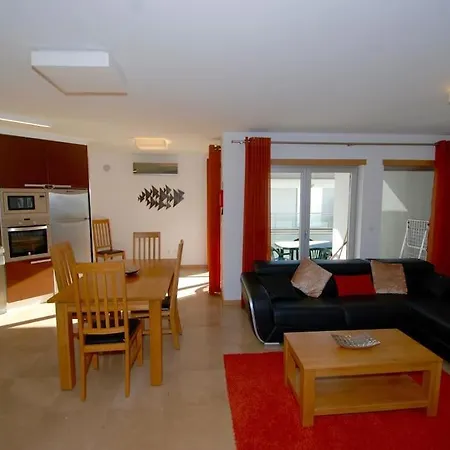 Appartamento Horizon - In Nazare, With Rooftop Pool
