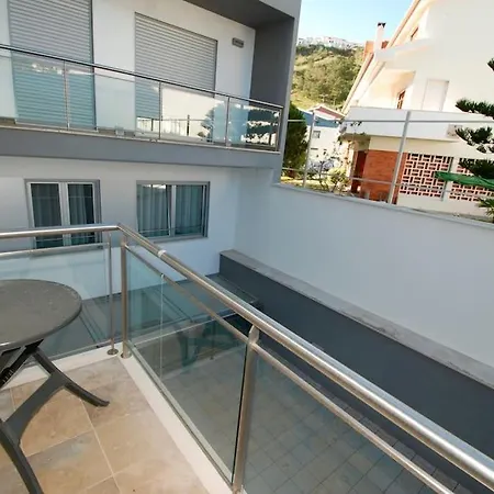 Horizon - In Nazare, With Rooftop Pool Nazaré